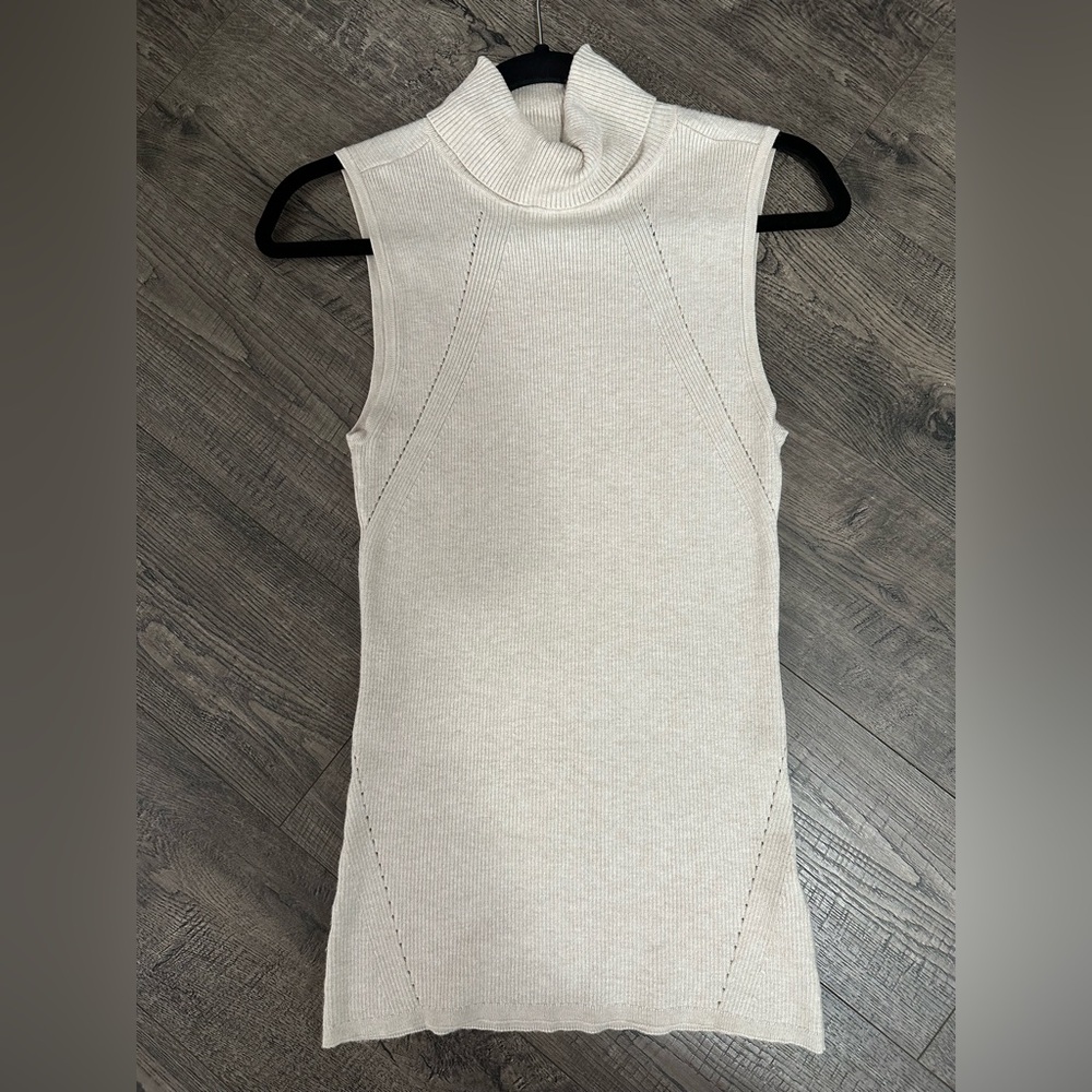 GUC- WHBM Sleeveless Cream Turtleneck Sweater. S